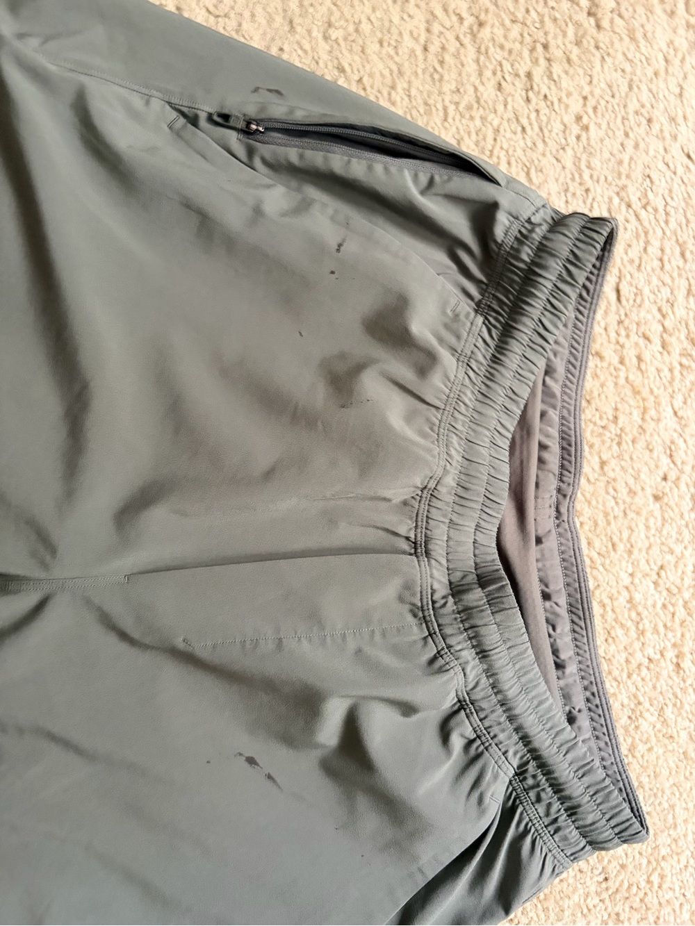 lululemon, Mens, Medium, 5inch inseam, With Liner, Athletic Shorts, Green/Grey - Picture 4 of 8